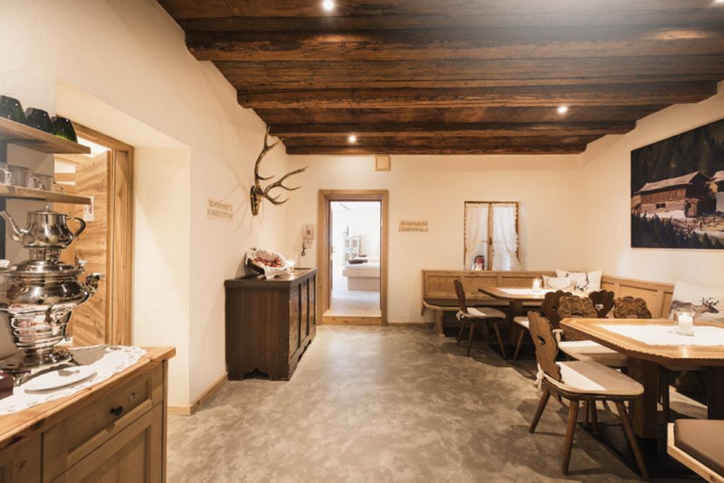 Hotel Hoferwirt Neustift im Stubaital Exterior photo